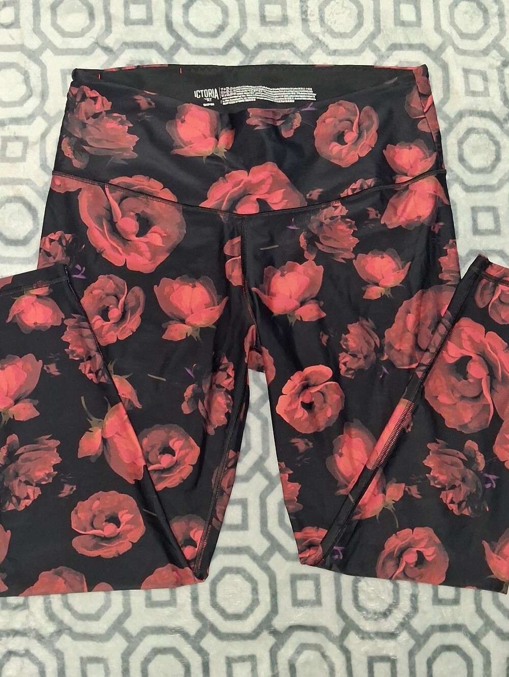 Victoria Sport Black Rose Leggings